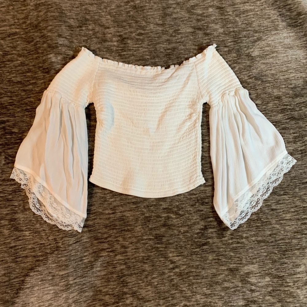 Off the Shoulders Crop Top